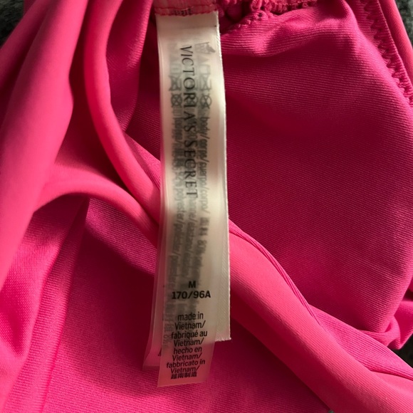 Victoria Secret Bathing Suit top and bottom medium , PINK ! Very Nice ! - Picture 8 of 10